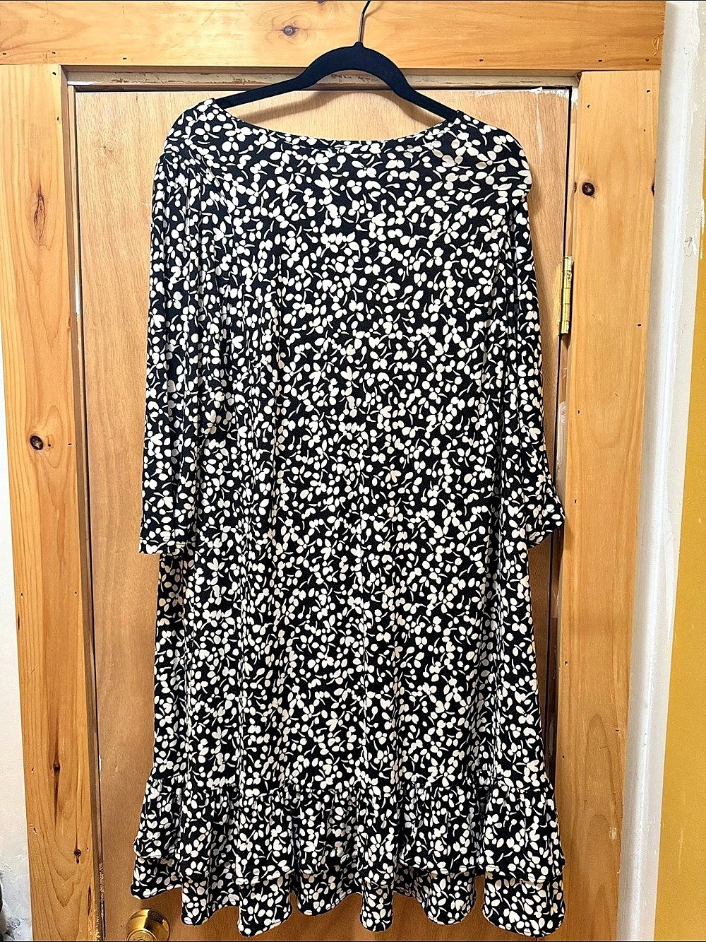 Floral Midi Dress in Black & White Like New
